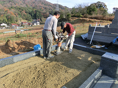 基礎工事